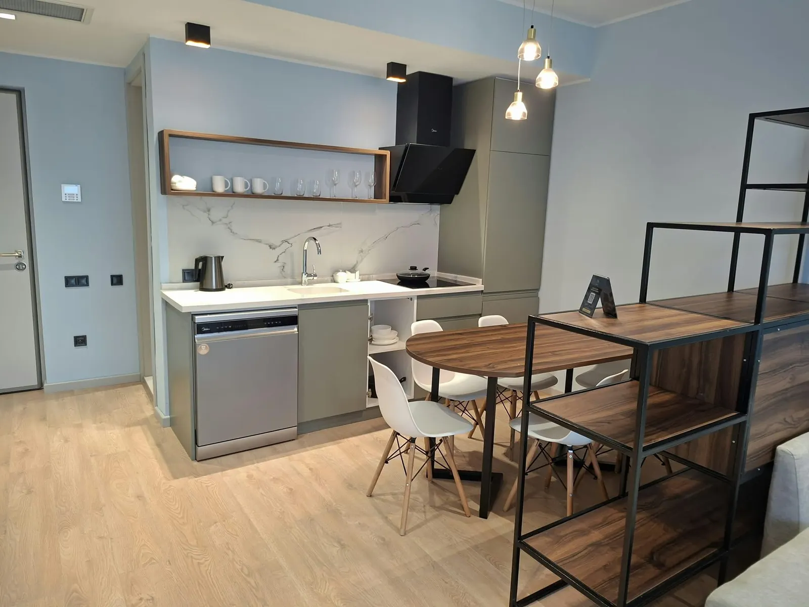 Квартира, 2-комн., 66 м²