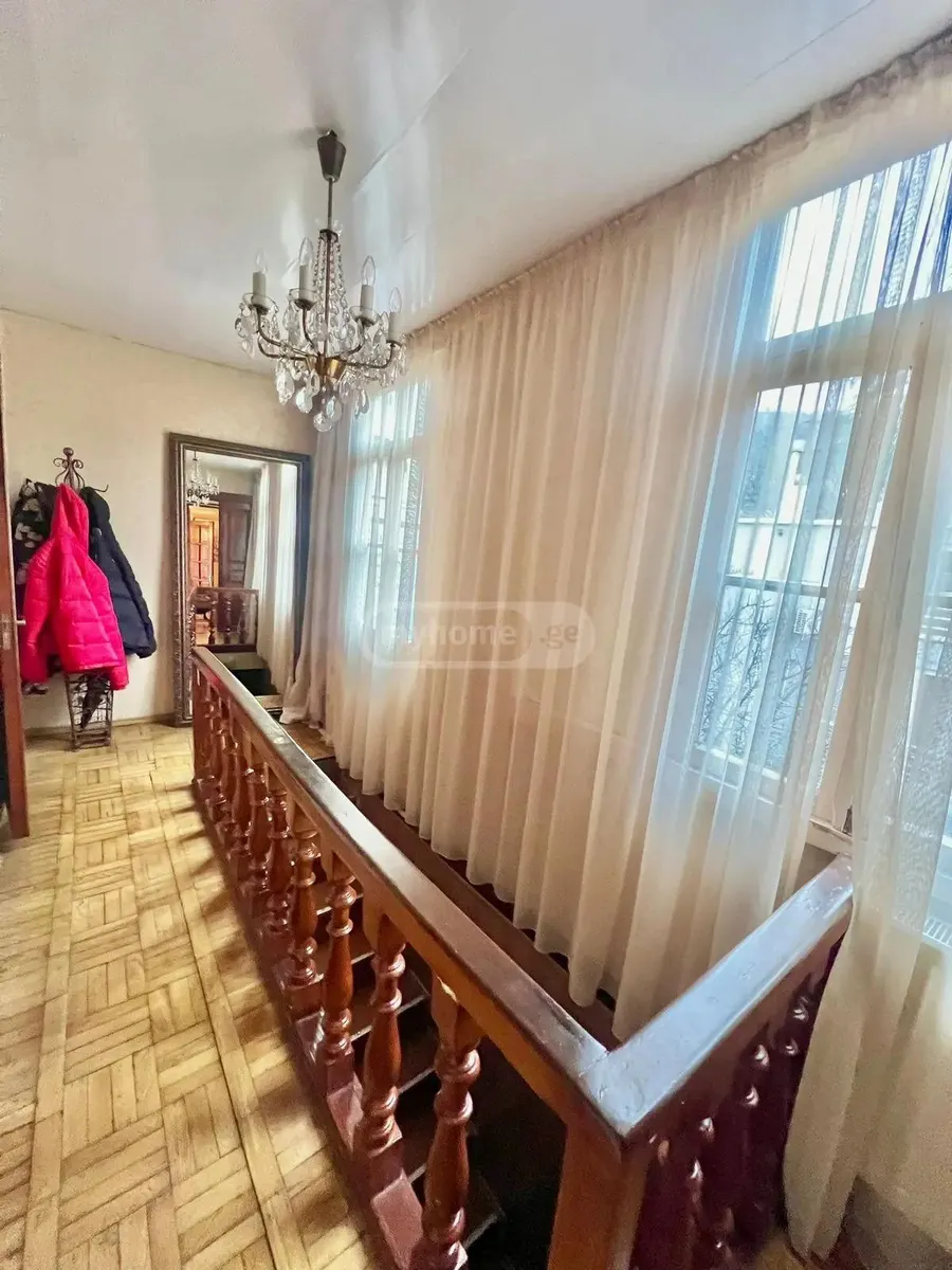 Apartment, 4-room, 87 m²