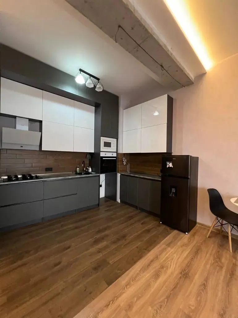 Квартира, 2-комн., 63 м²