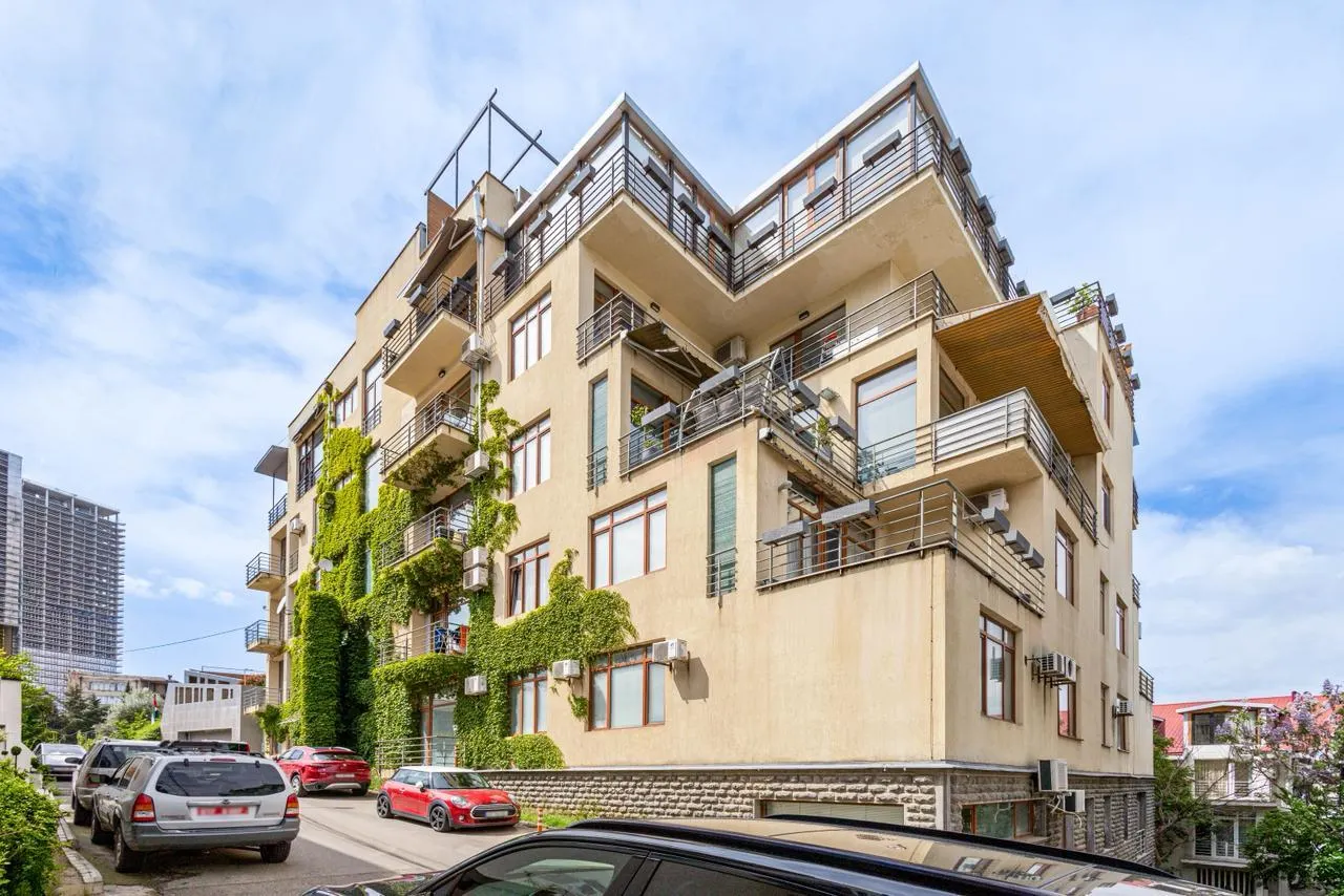 Квартира, 5-комн., 246 м²