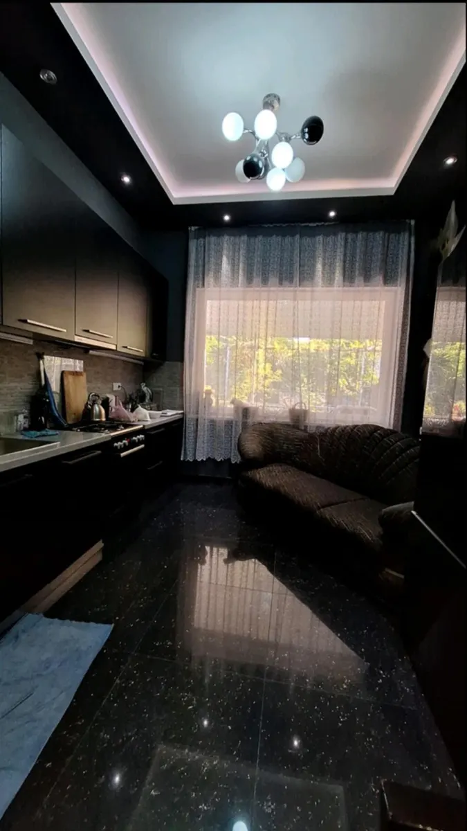 Дом, 4-комн., 200 м²