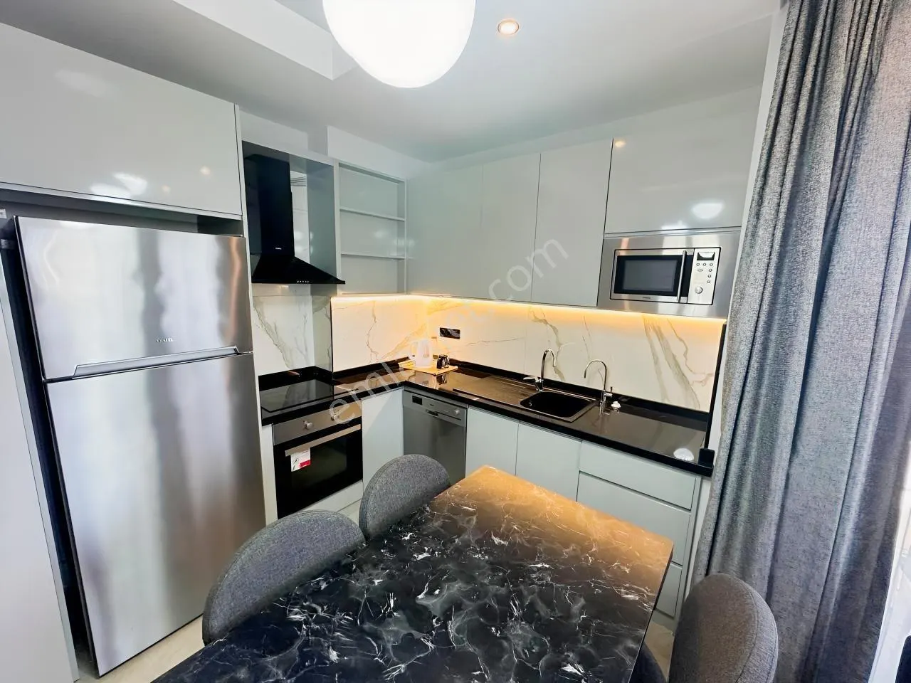 Apartment, 2-room, 60 m²