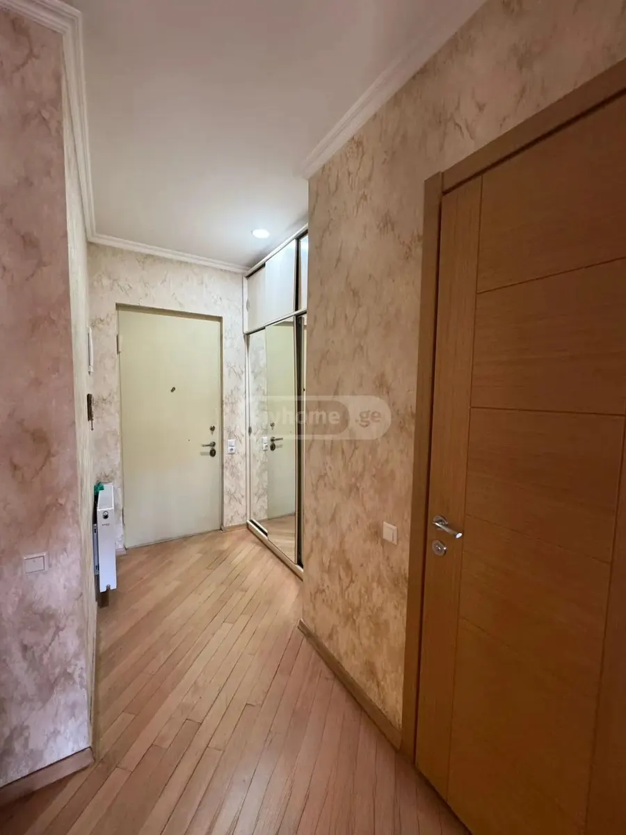 Apartment, 3-room, 95 m²