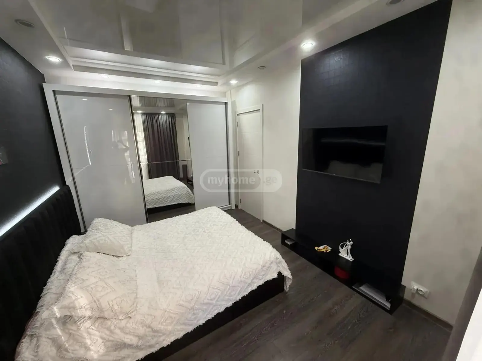 Квартира, 3-комн., 85 м², Archi Isani