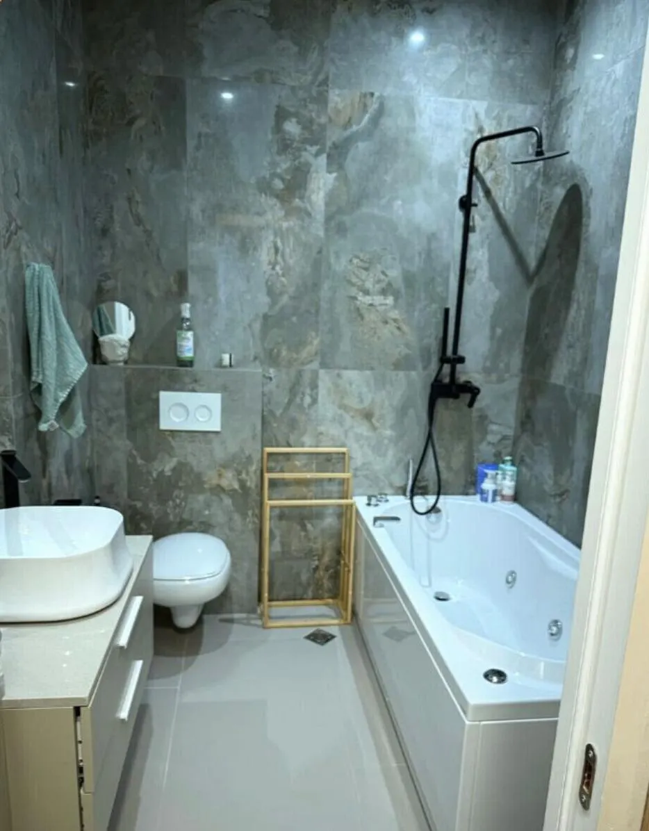 Apartment, 4-room, 131.2 m²