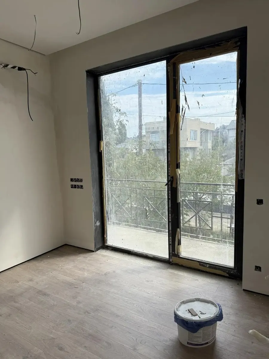 Дом, 5-комн., 275 м²