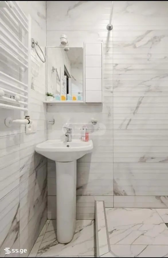 Квартира, 2-комн., 80 м²