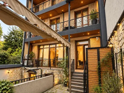 Дом, 10-комн., 415 м²