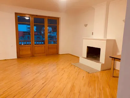 Дом, 5-комн., 252 м²