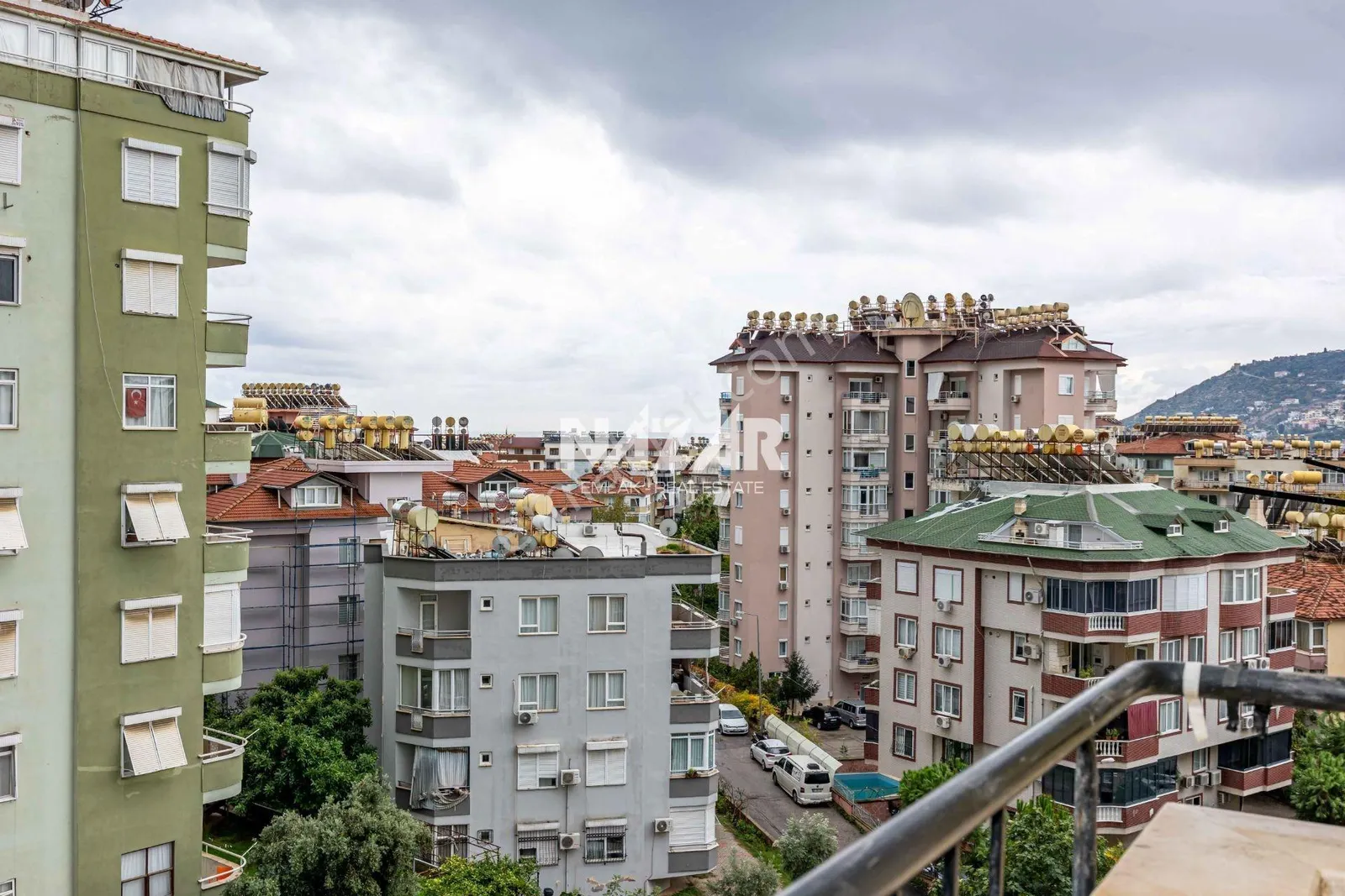 Apartment, 4-room, 160 m²