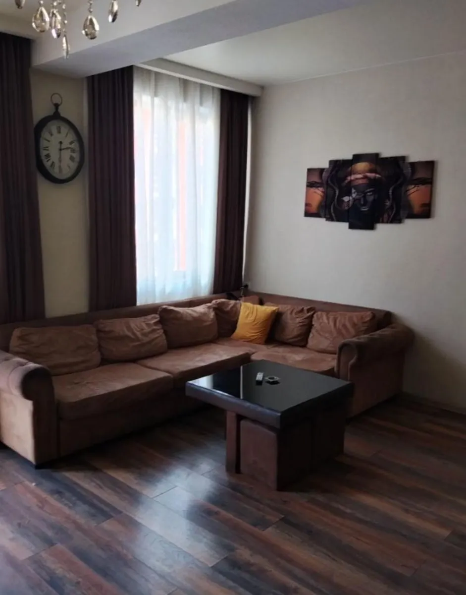 ბინა, 4-ოთახიანი, 82 მ², Avtandili St, 11