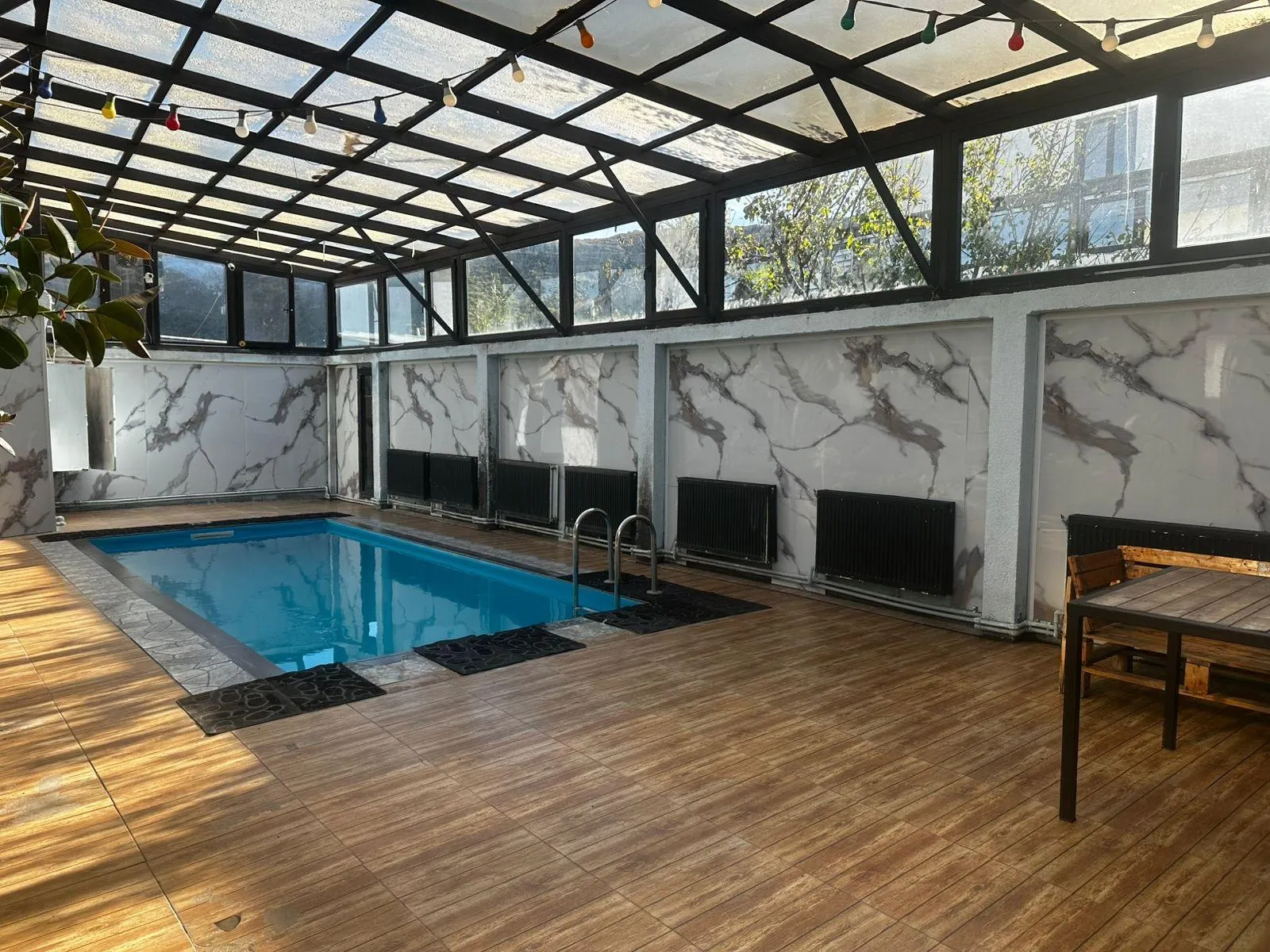 House, 6-room, 1200 m²