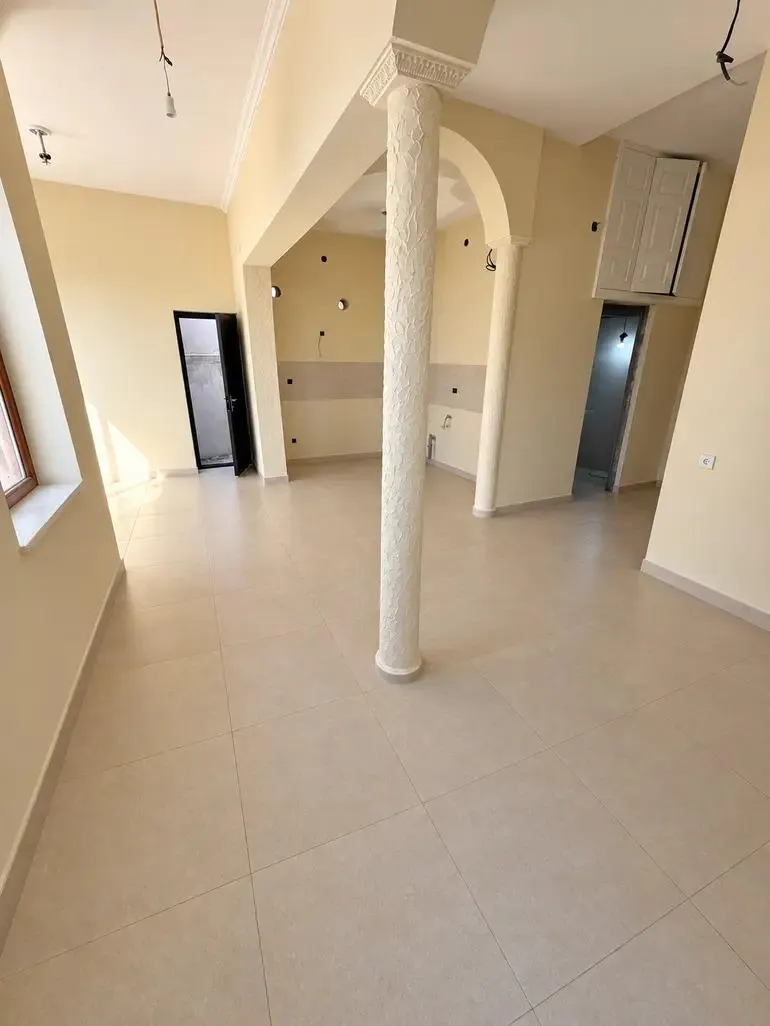 Квартира, 3-комн., 66 м²