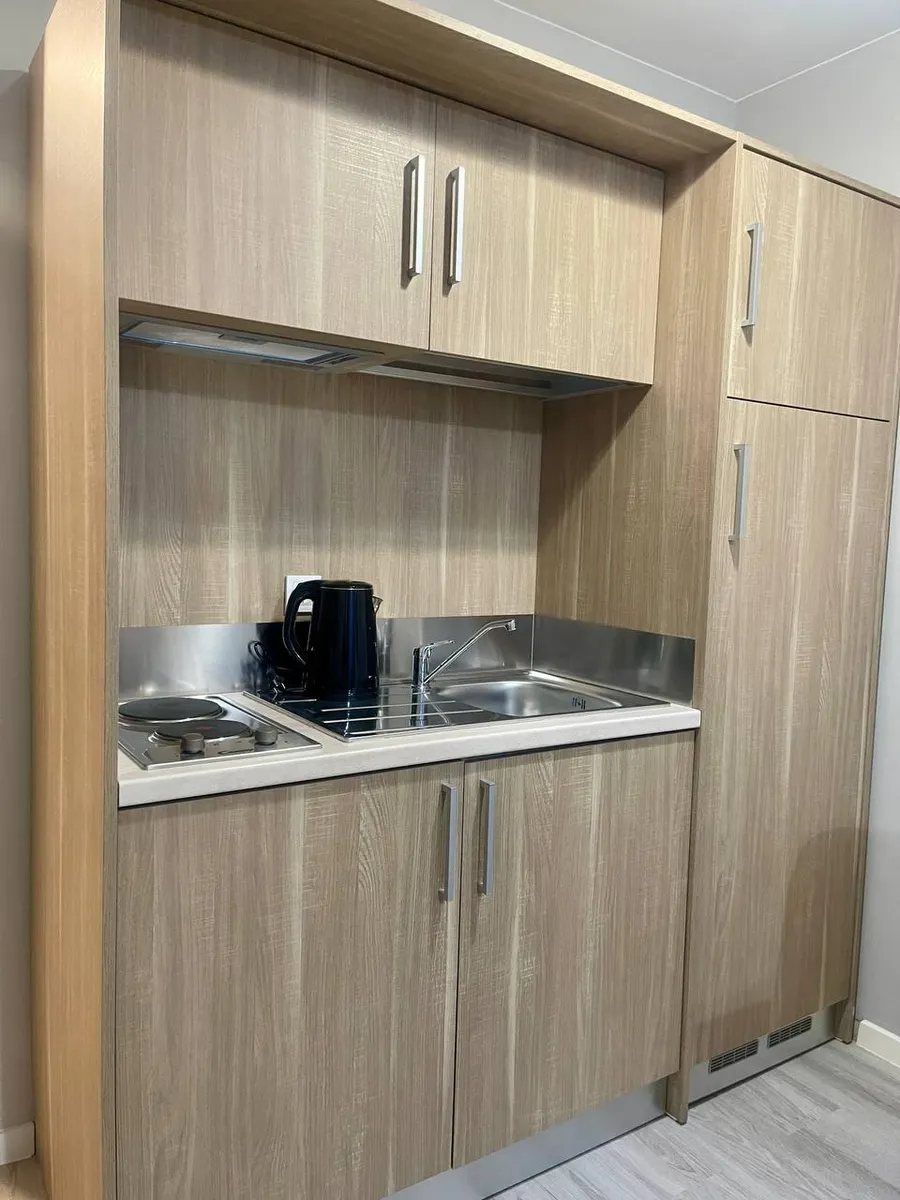 Квартира, 1-комн., 33.9 м², Komunna Tower