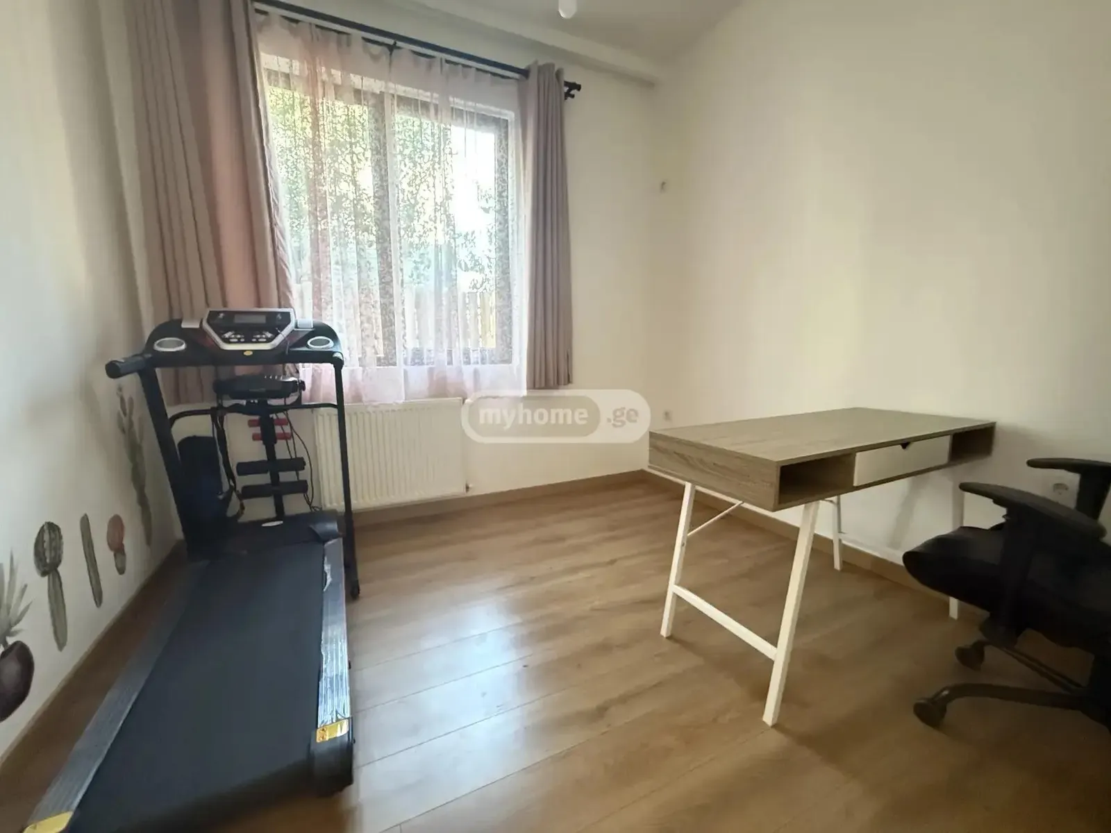 Дом, 7-комн., 200 м²