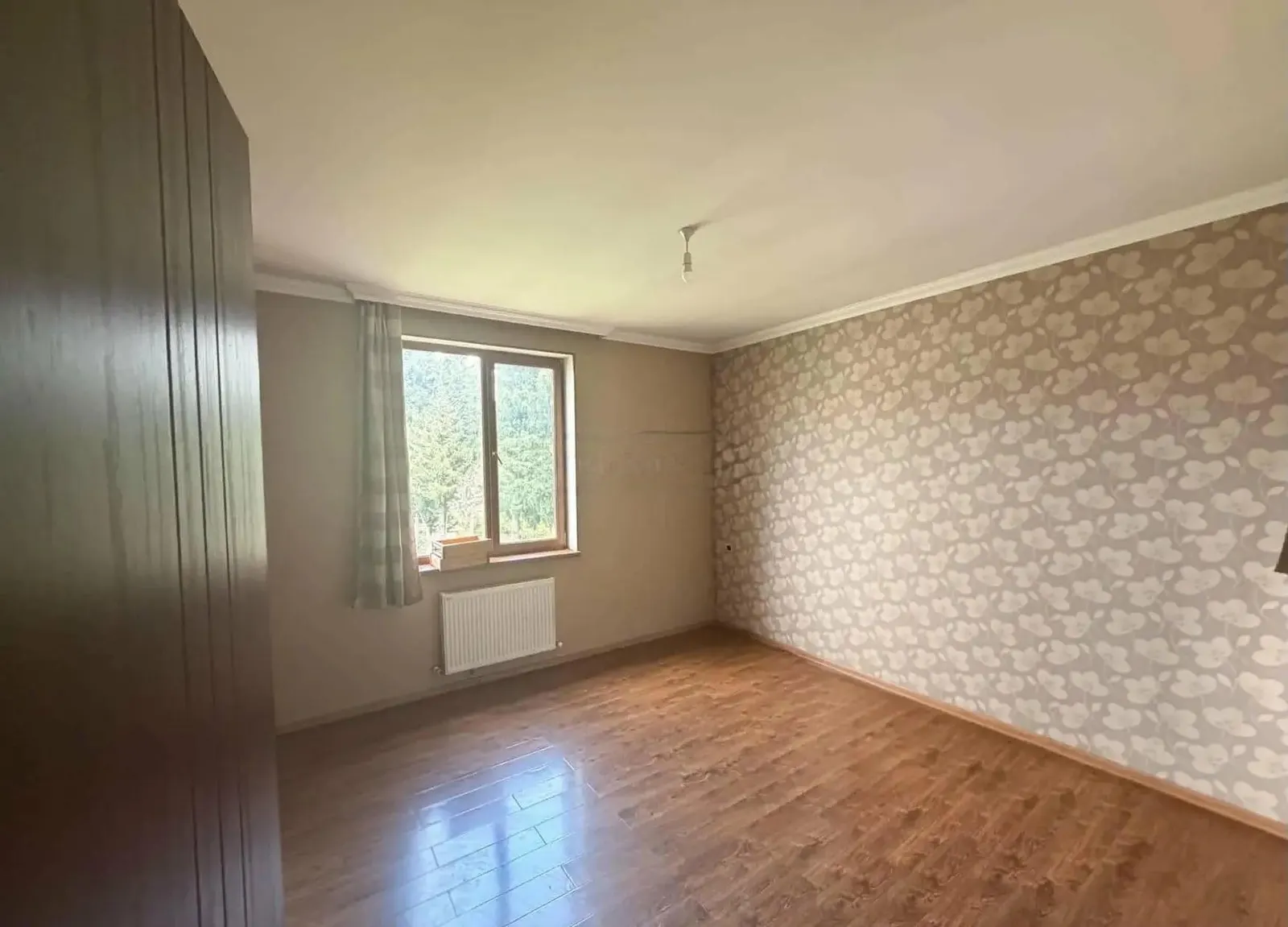 Дом, 10-комн., 550 м²