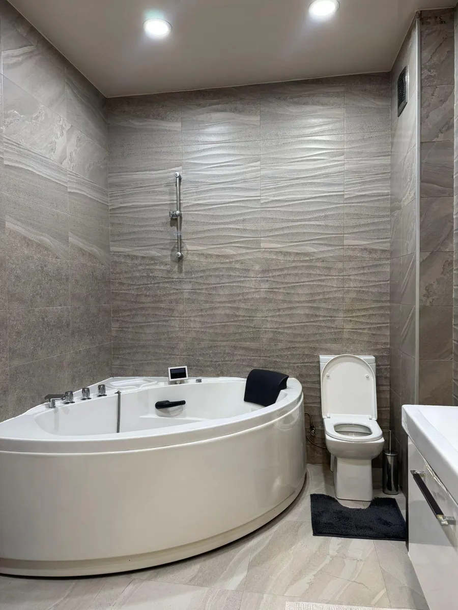Apartment, 4-room, 160 m², Zurab Gorgiladze St, 98
