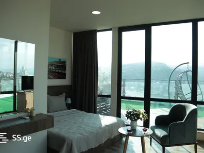 Apartment, 5-room, 450 m²