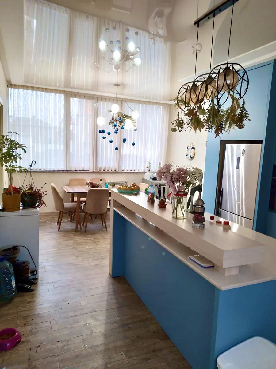 Дом, 5-комн., 423 м²