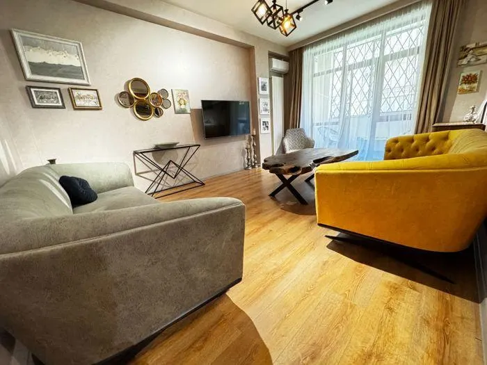 Квартира, 3-комн., 89 м²