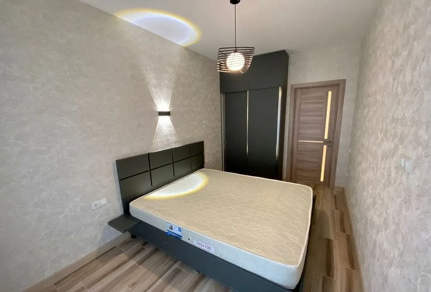 Квартира, 2-комн., 78 м²