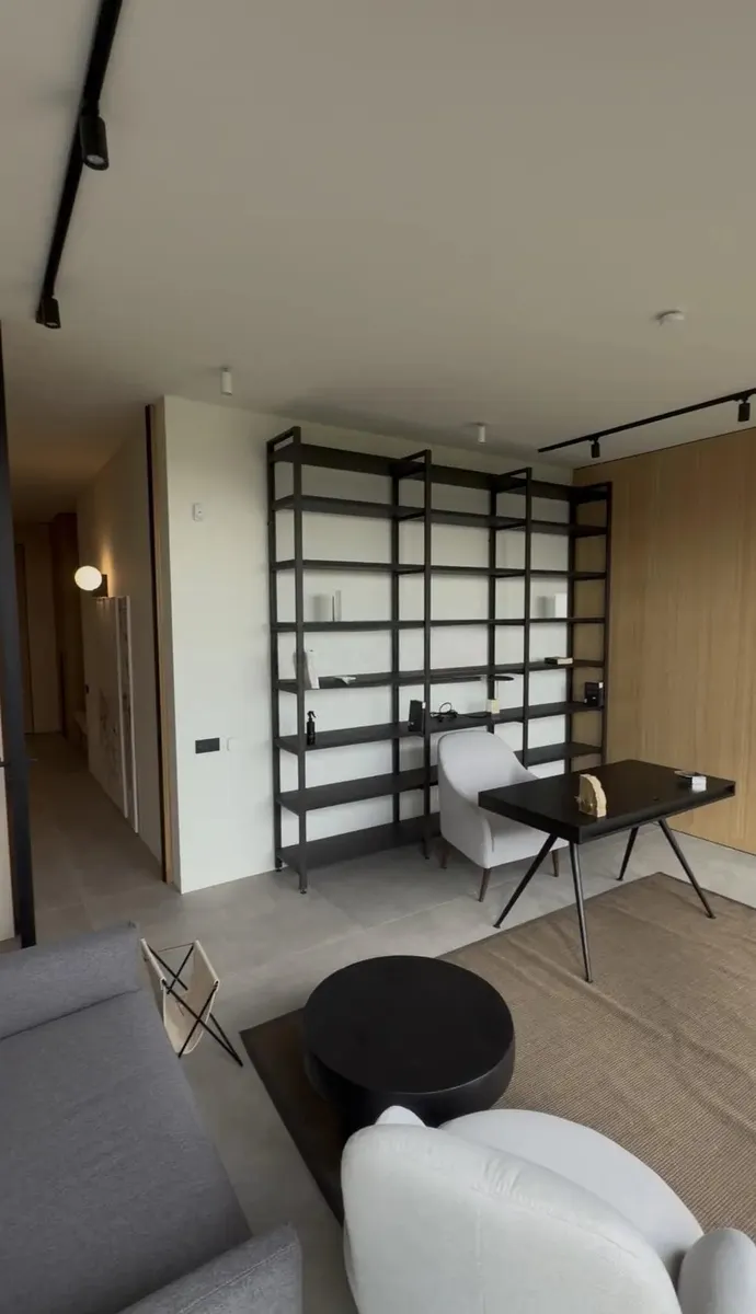 Дом, 7-комн., 818 м²