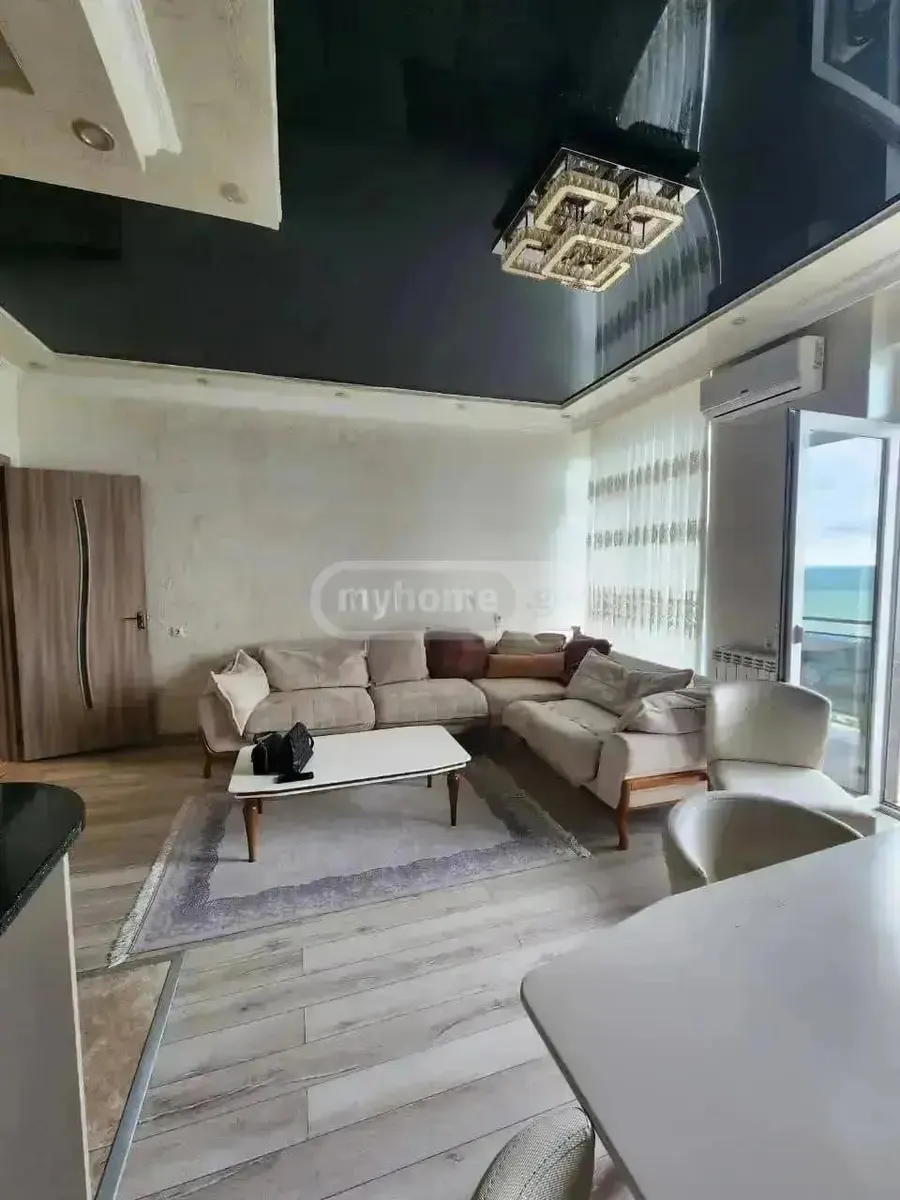 Квартира, 3-комн., 100 м²