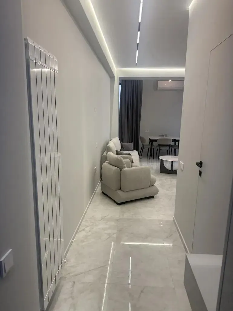 Квартира, 2-комн., 66 м²