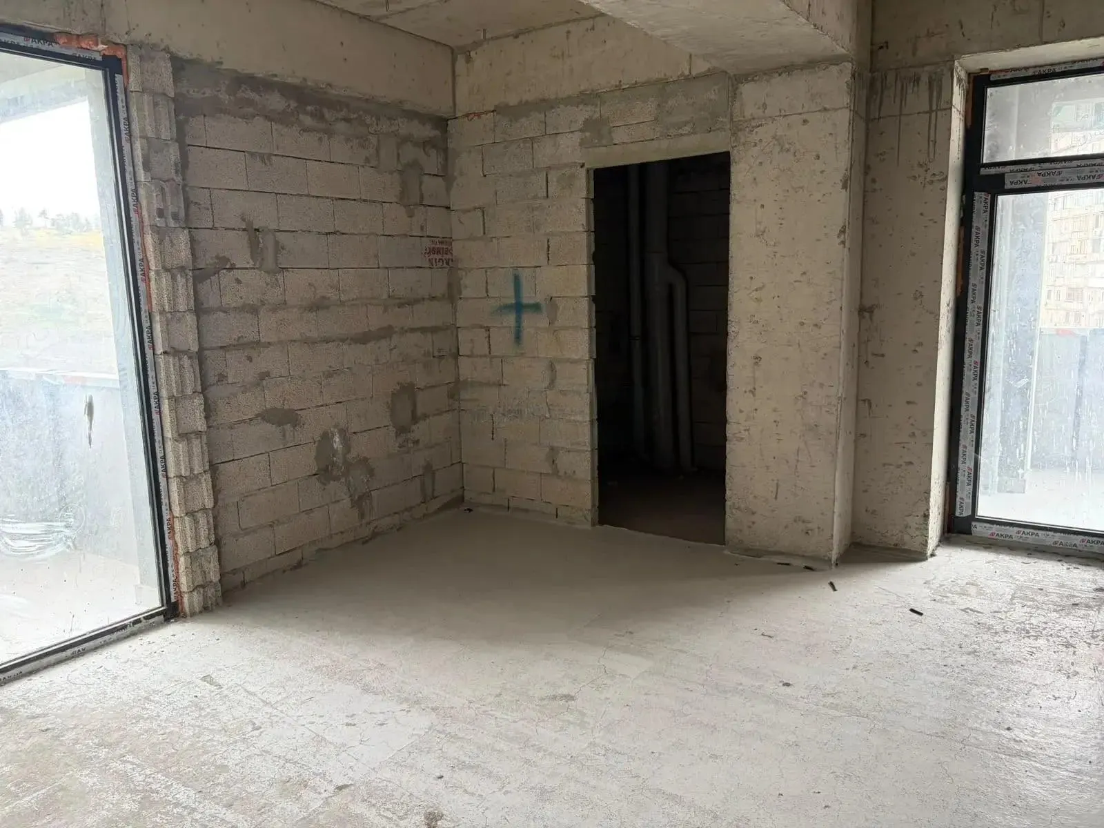Квартира, 4-комн., 177 м²