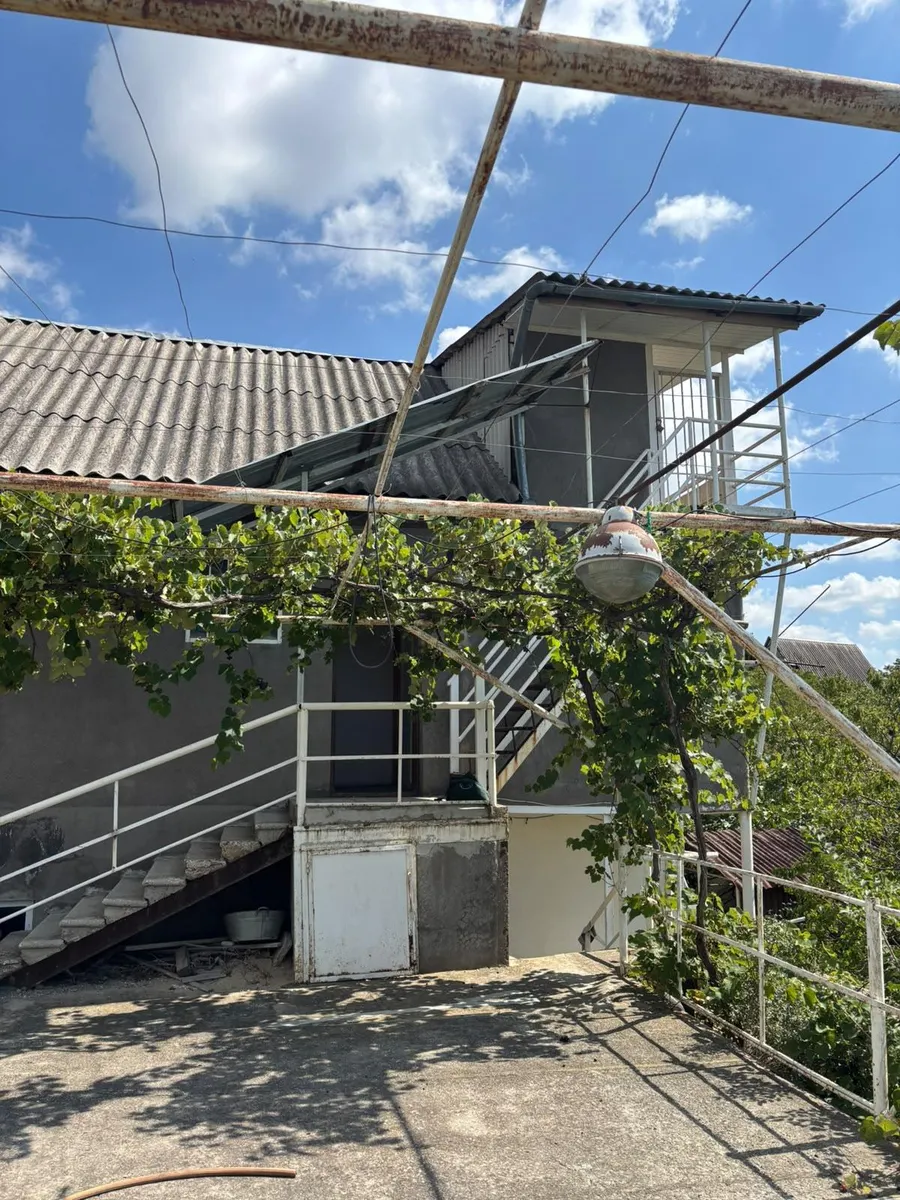 Дом, 3-комн., 200 м²
