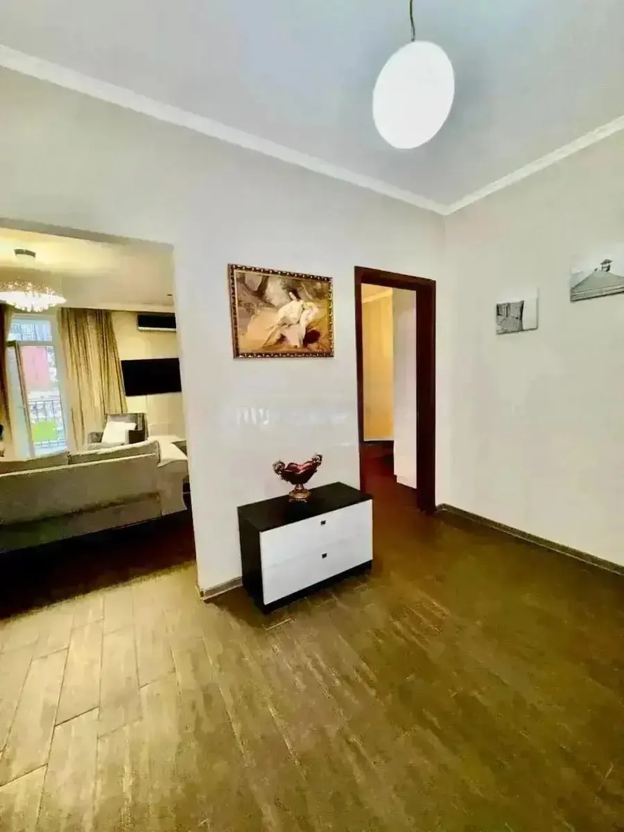 Квартира, 2-комн., 55 м²