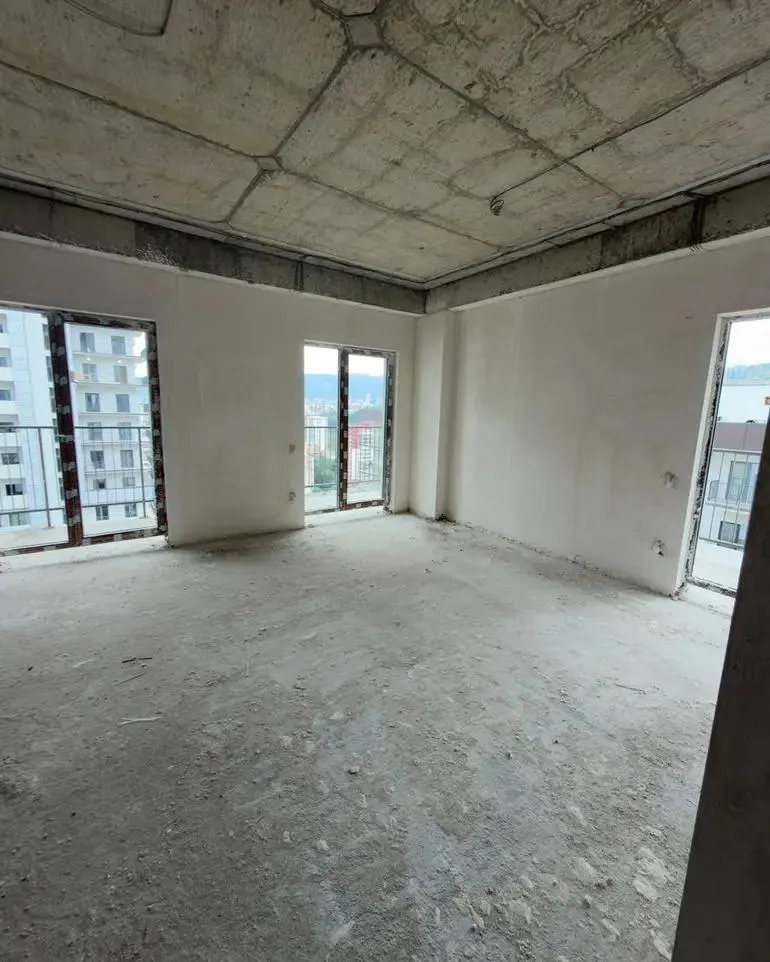 Квартира, 4-комн., 130 м²