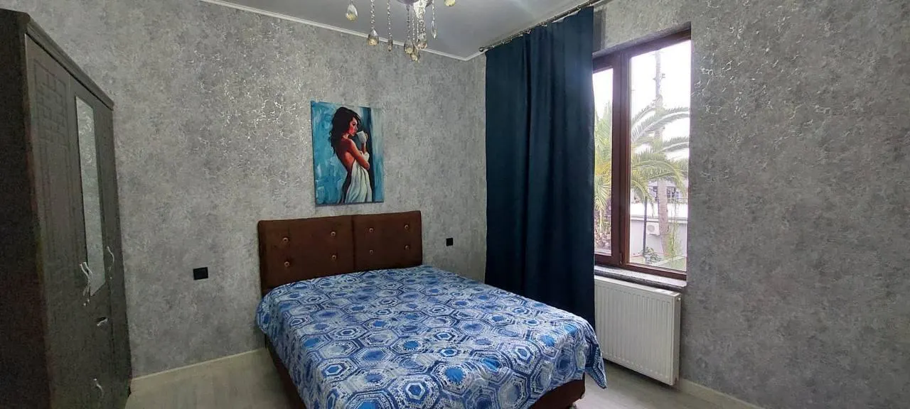 Дом, 8-комн., 232 м²