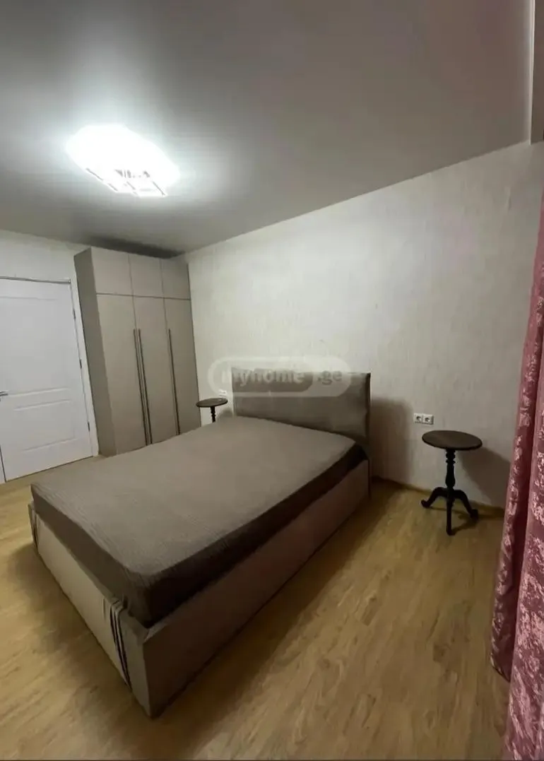 Квартира, 3-комн., 75 м²