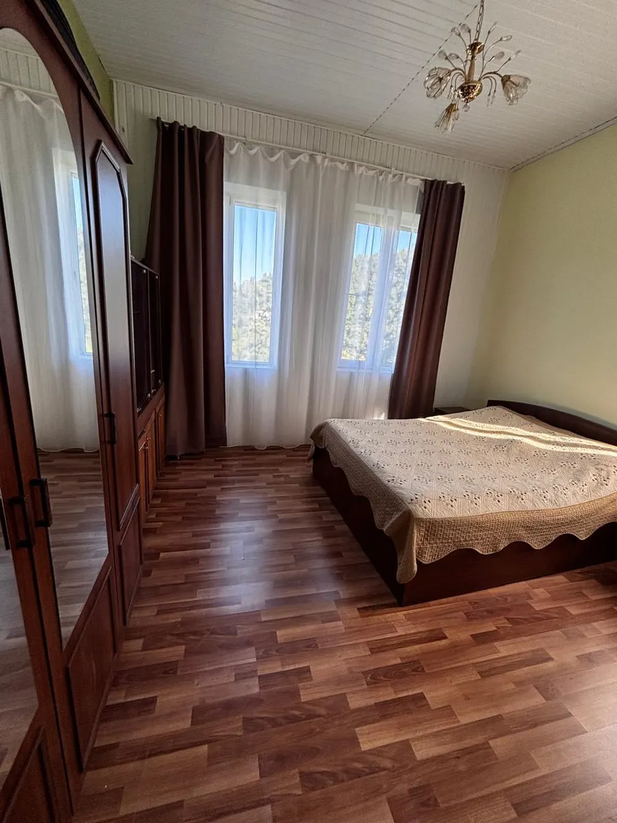 House, 3-room, 177 m²