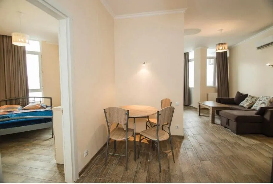 Apartment, 3-room, 82 m²