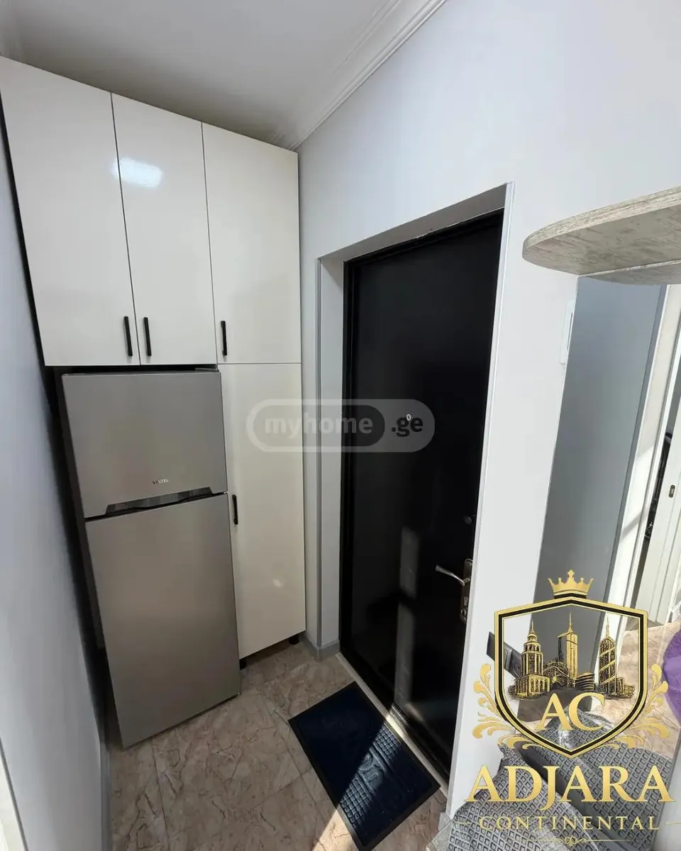 Квартира, 3-комн., 65 м²