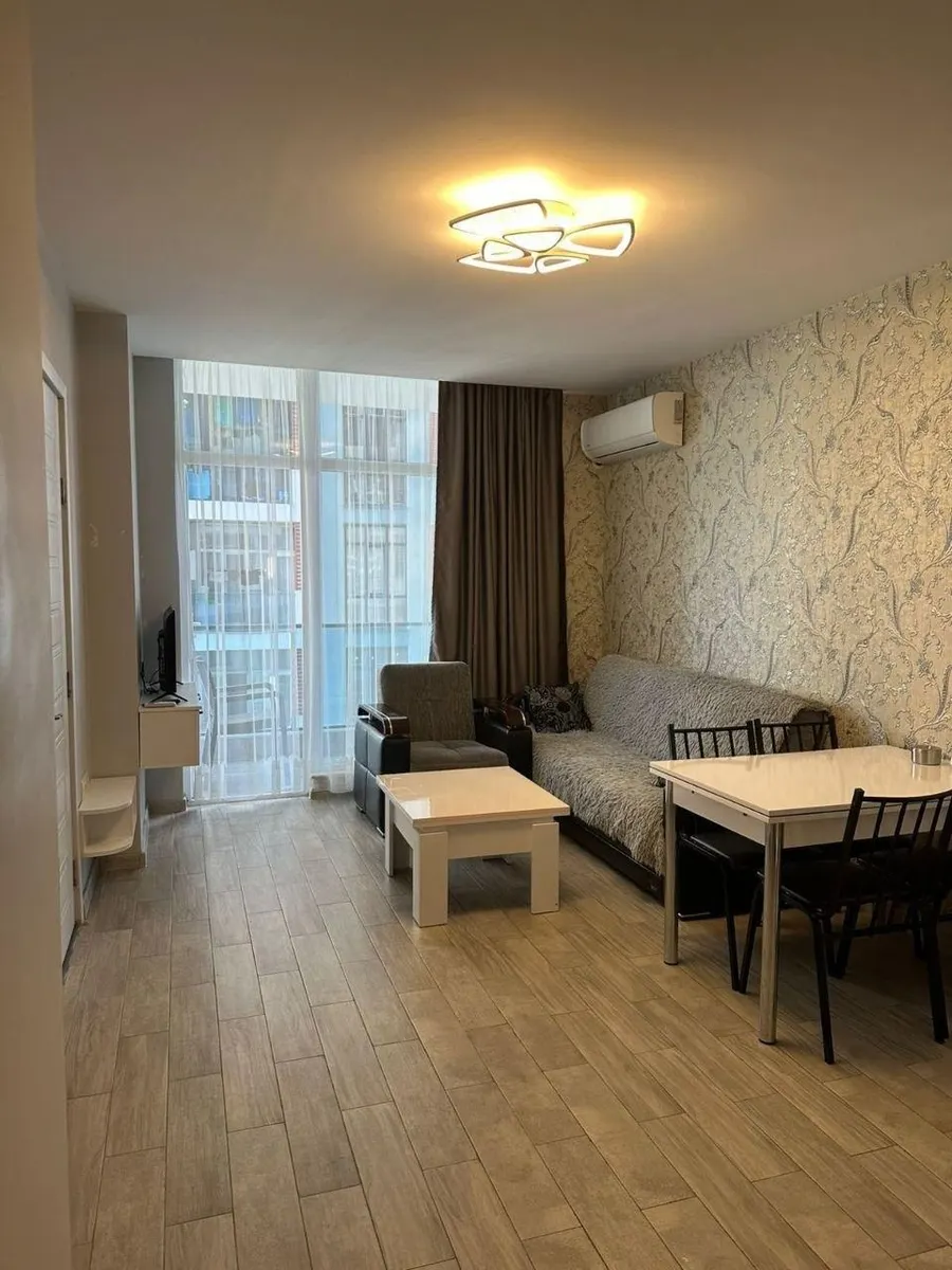 Квартира, 3-комн., 60 м², Bat Towers