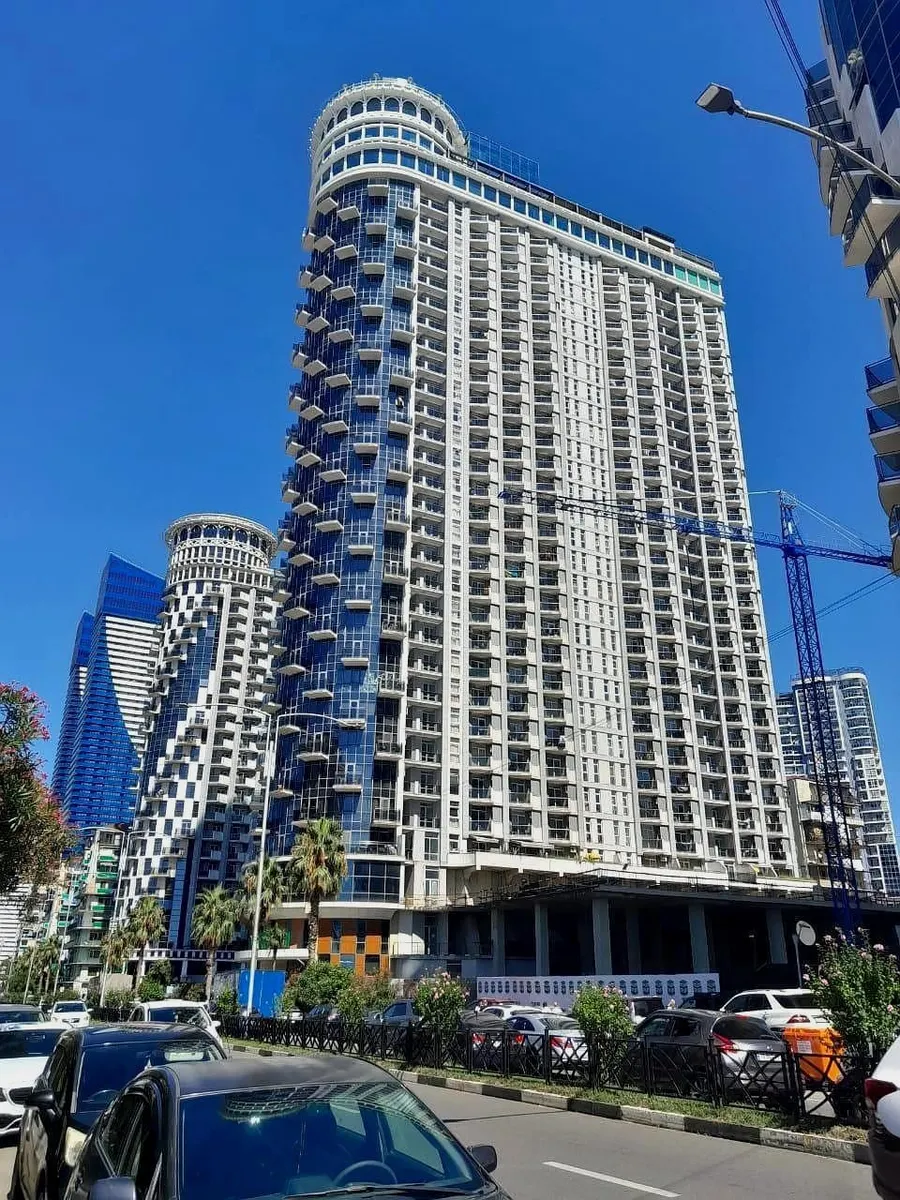 საცხოვრებელი კომპლექსი Orbi Sea Towers