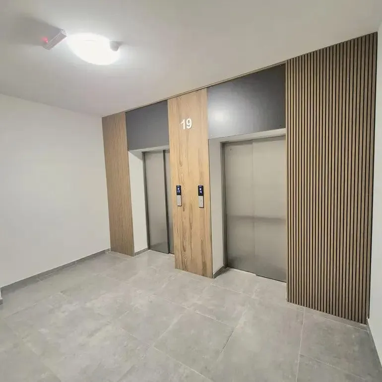 Apartment, 2-room, 57 m², AtHome39