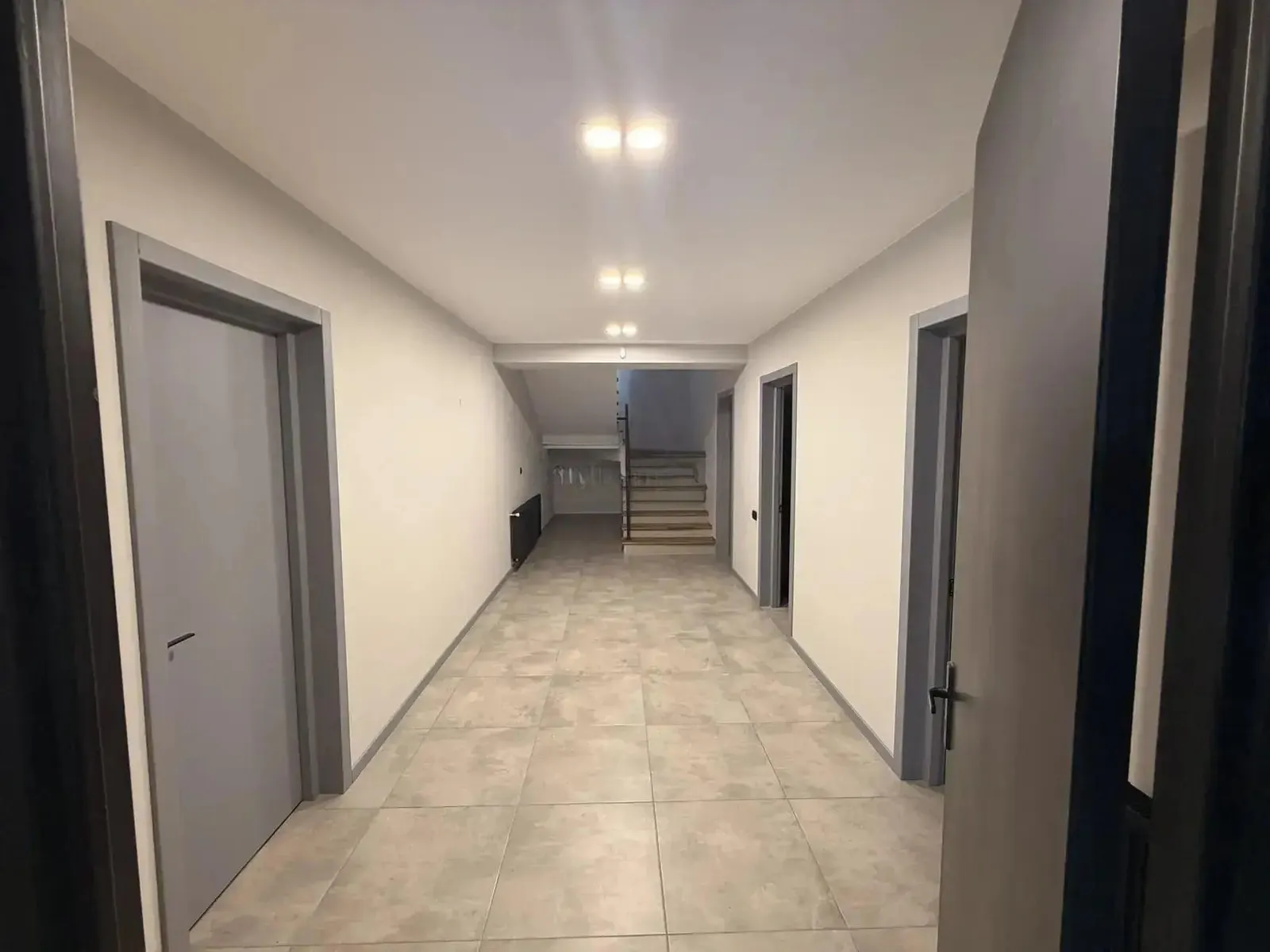 Дом, 6-комн., 355 м²