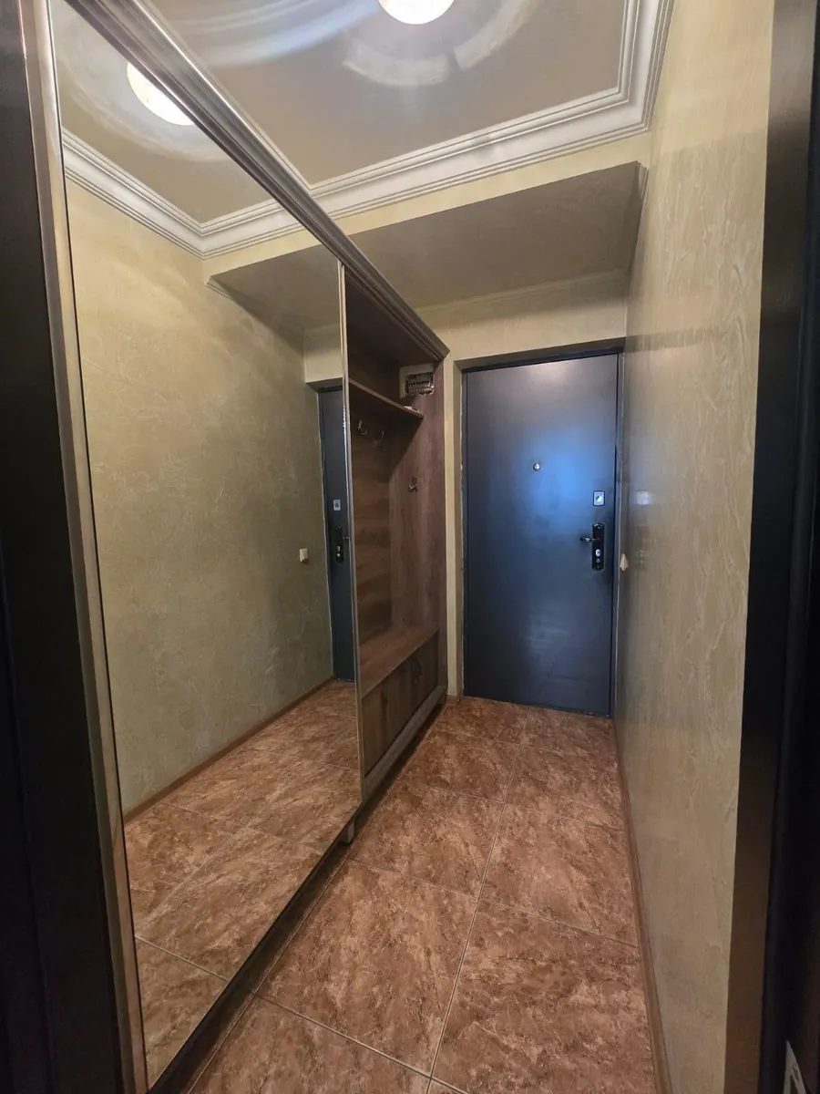 Квартира, 4-комн., 140 м²