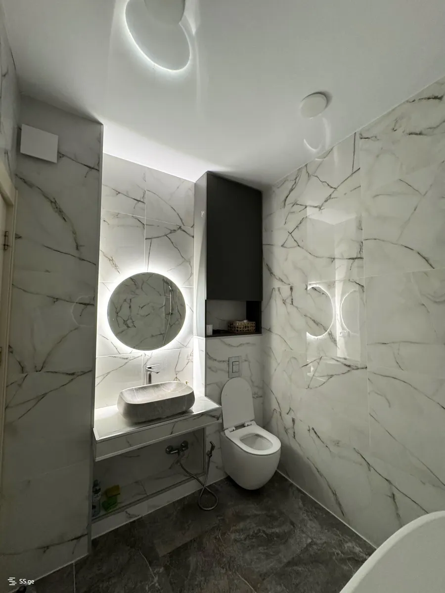 Квартира, 3-комн., 100 м²