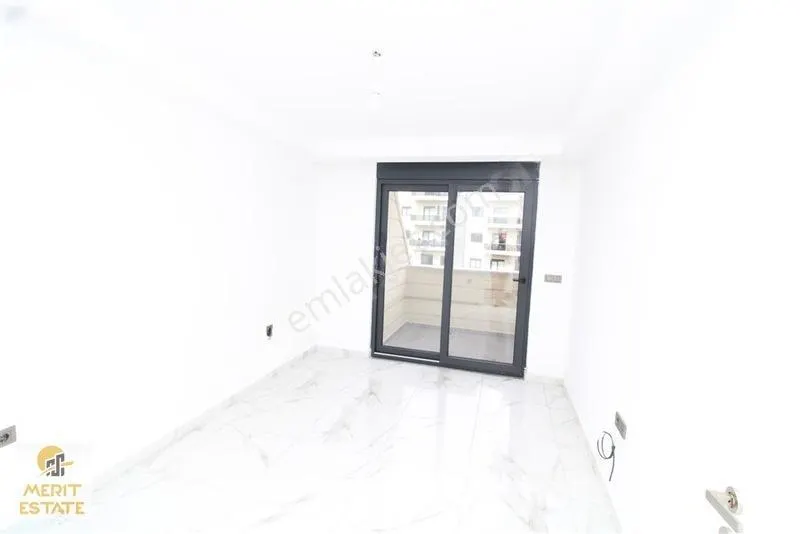 Apartment, 3-room, 100 m²