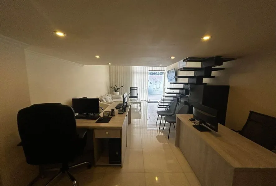 Commercial, 55 m²