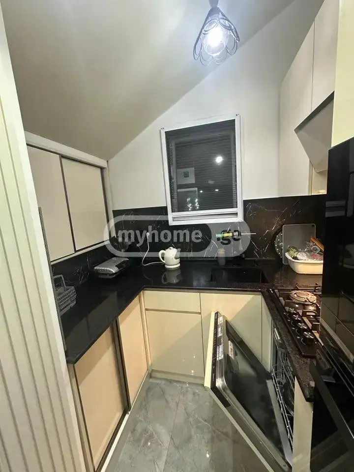 House, 2-room, 55 m²
