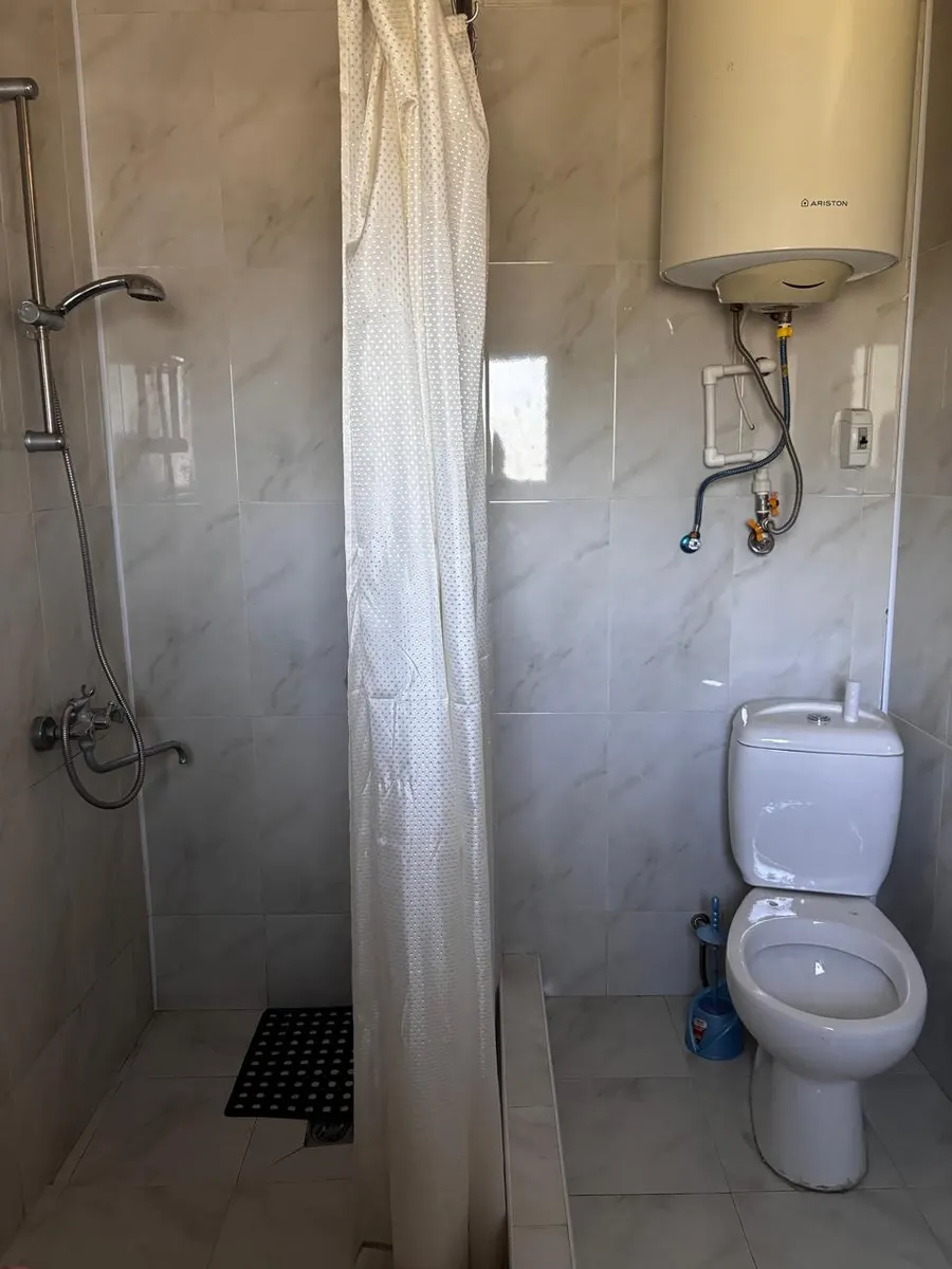 House, 3-room, 177 m²