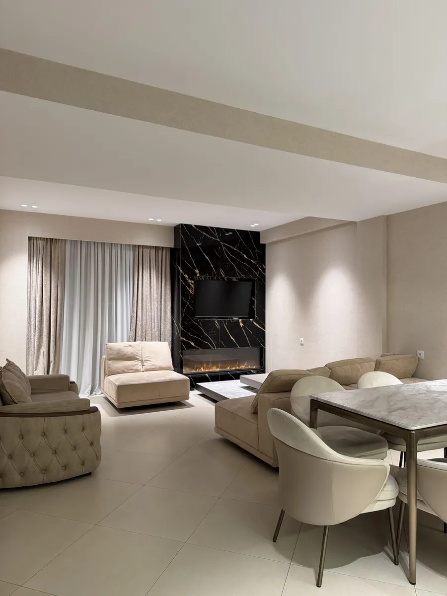 House, 4-room, 400 m²