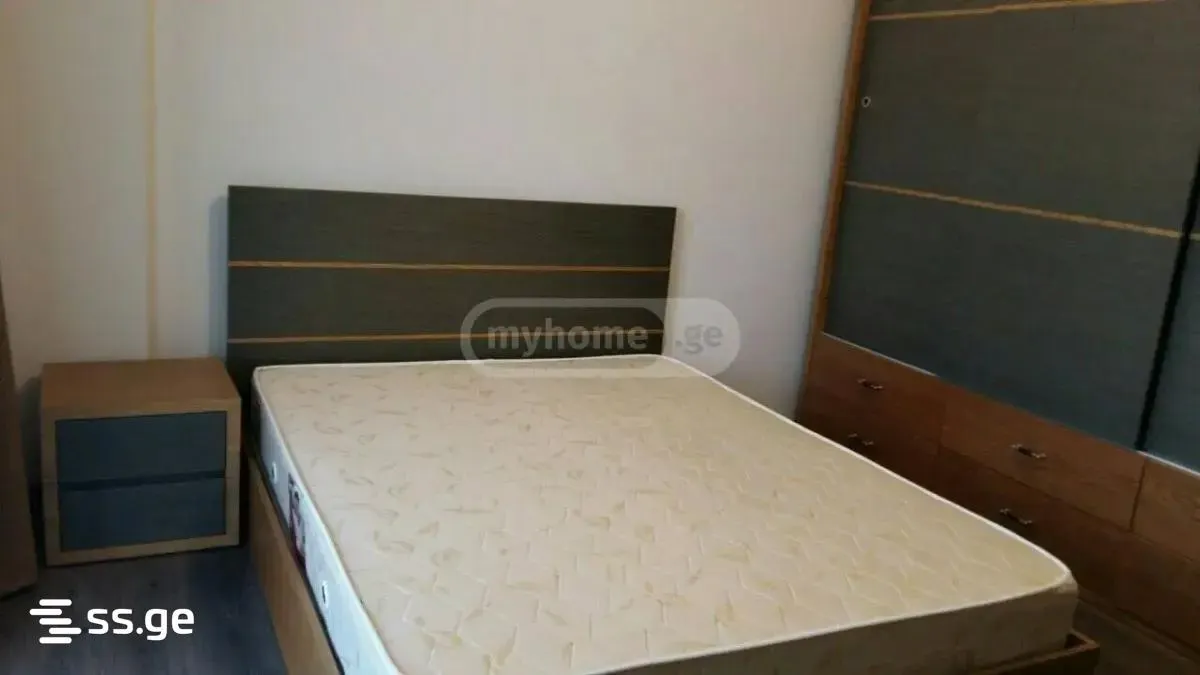 Квартира, 4-комн., 110 м²