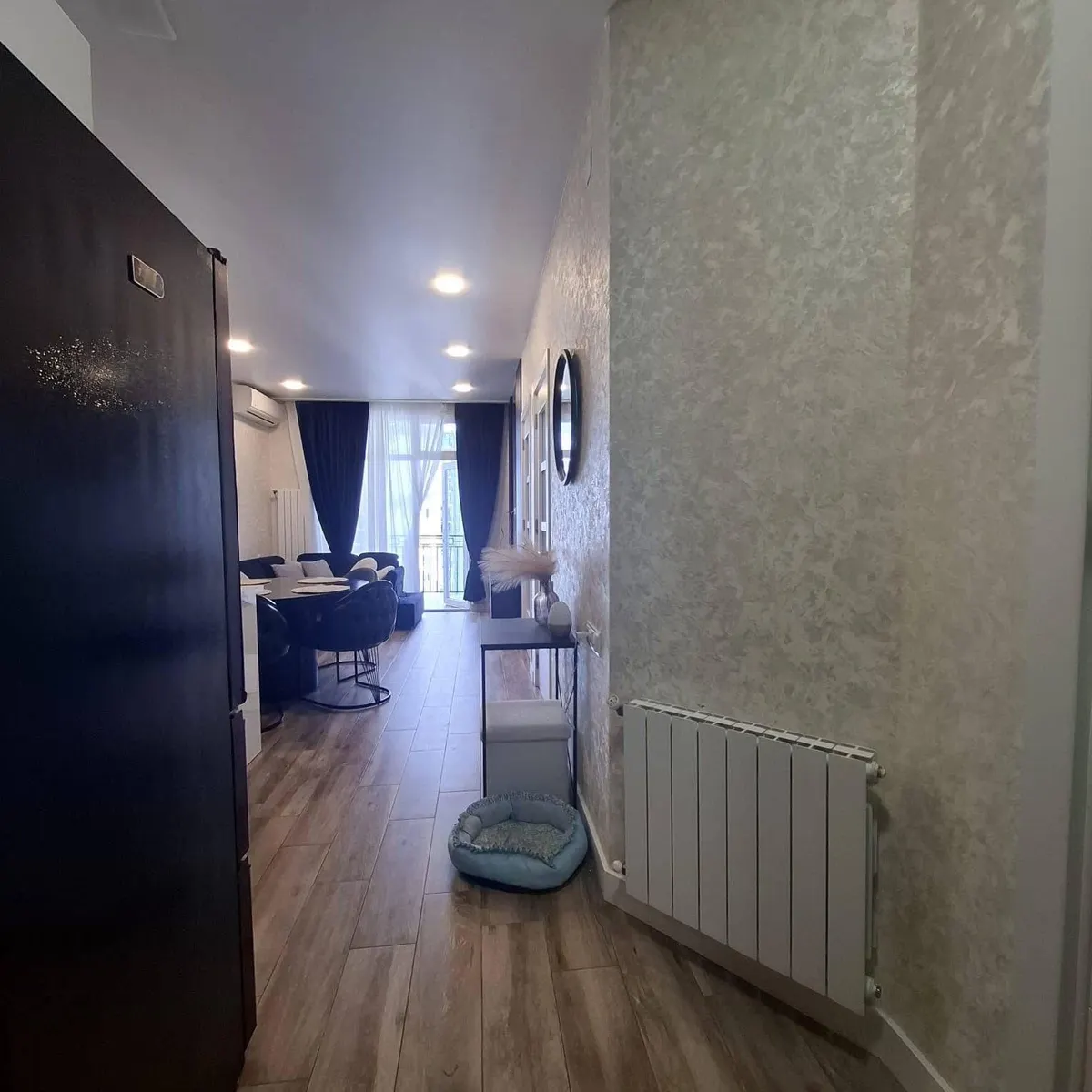 Квартира, 3-комн., 60 м², Middle House